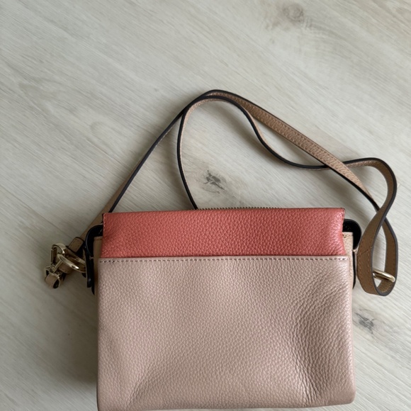 Vince Camuto cross bag - Picture 2 of 6